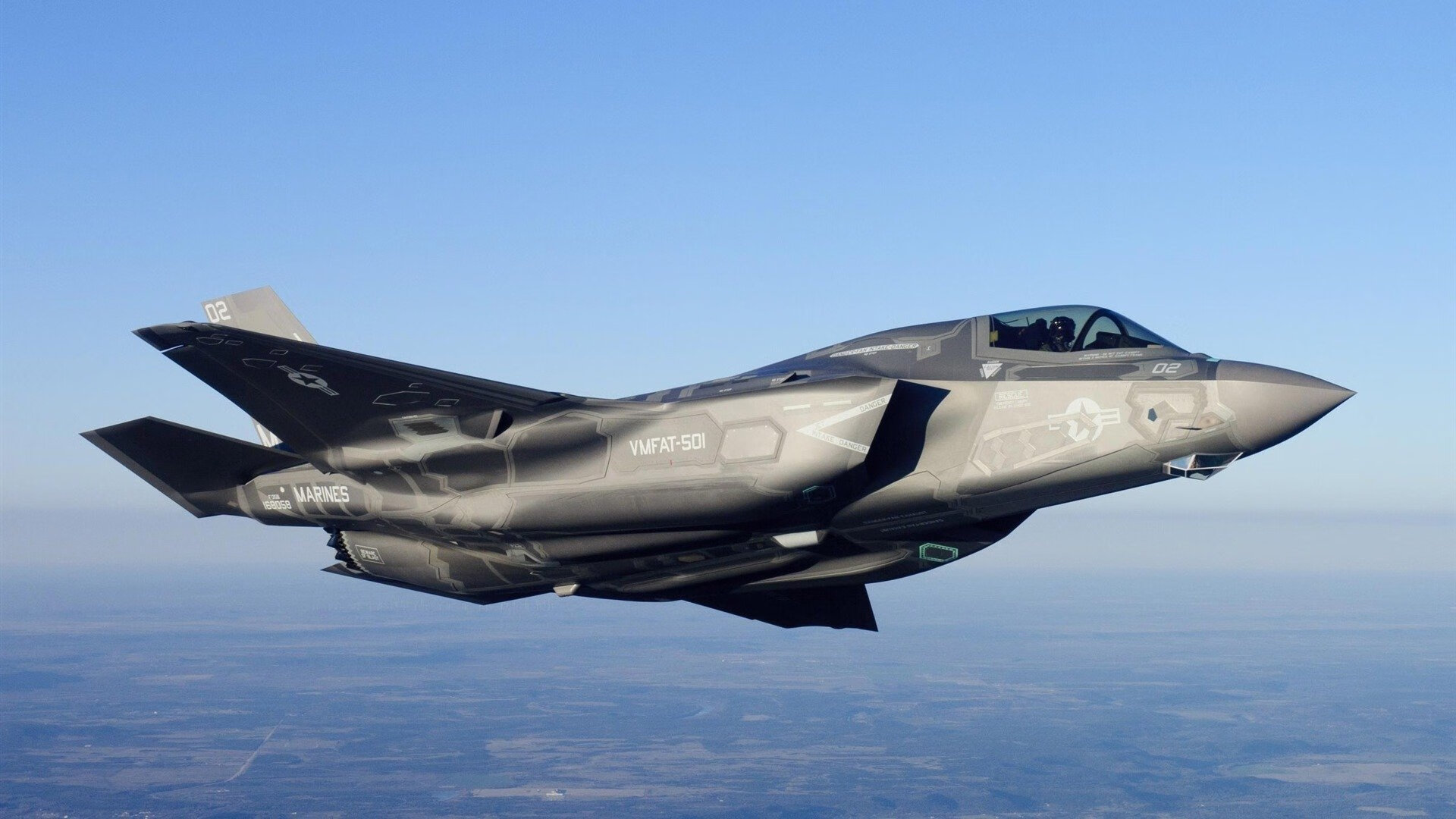 fb体育电脑版-法兰克福鹰队继续高歌，余威尚存再续传奇，法兰克福鹰王迈尔